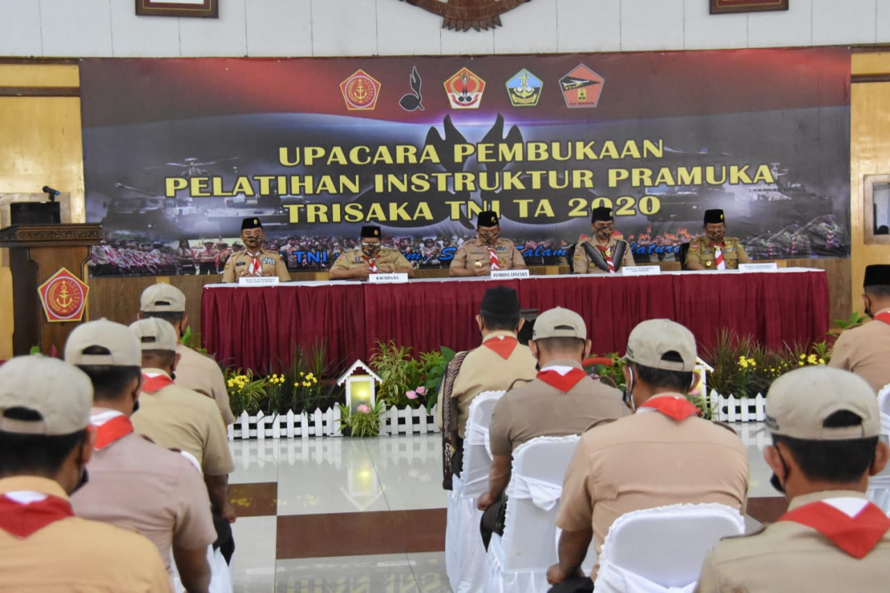 TNI Perkuat Pembinaan Tri Matra dengan Tri Saka Pramuka