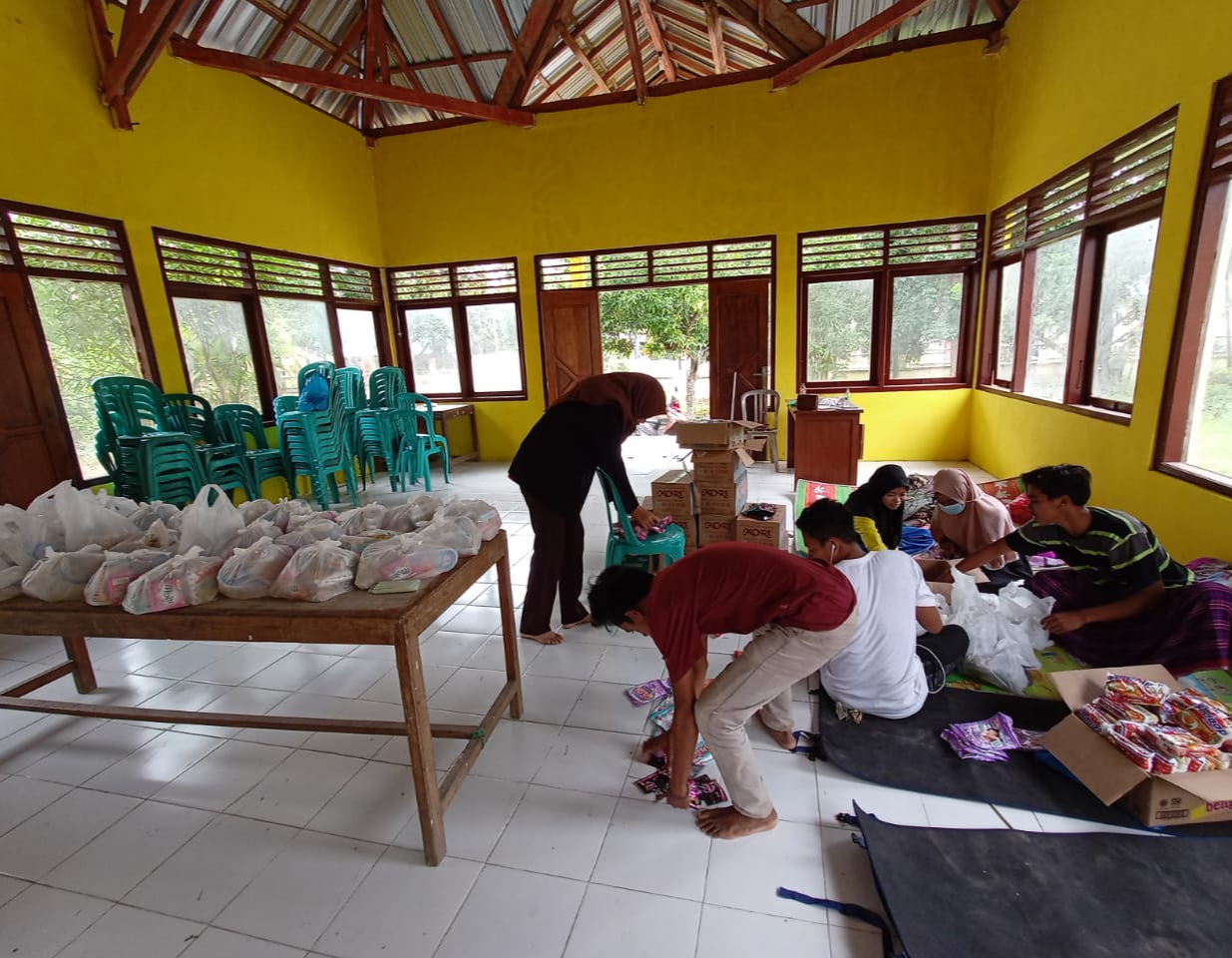 Kwarcab Bima Salurkan Bantuan dan Dirikan Dapur Umum Untuk Warga Terdampak Banjir