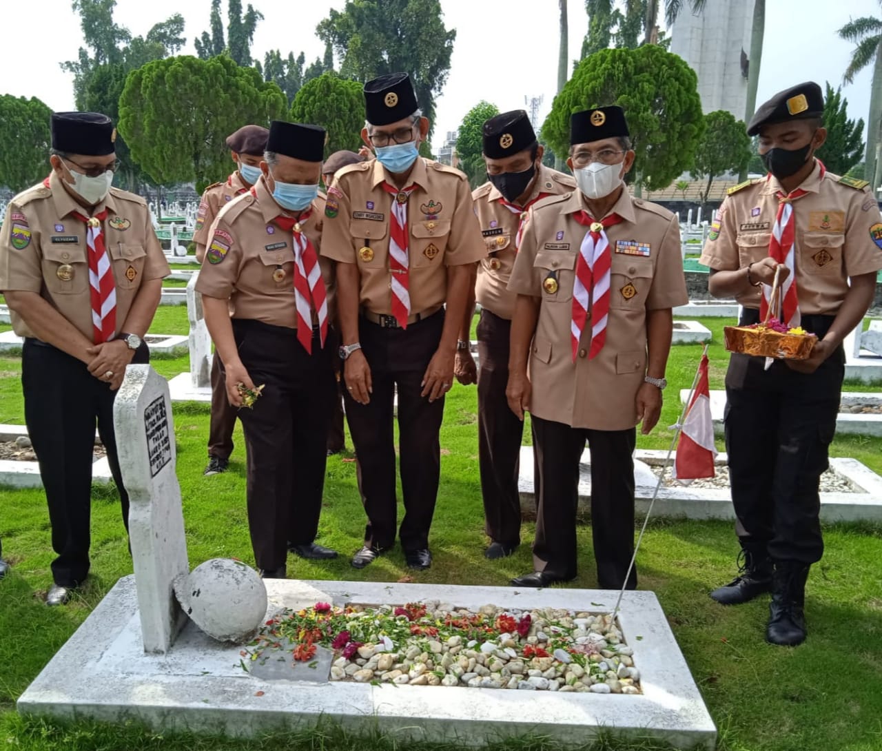 Mengenang Pejuang Pramuka,  Pengurus Kwarda Sumut Ziarah ke TMP