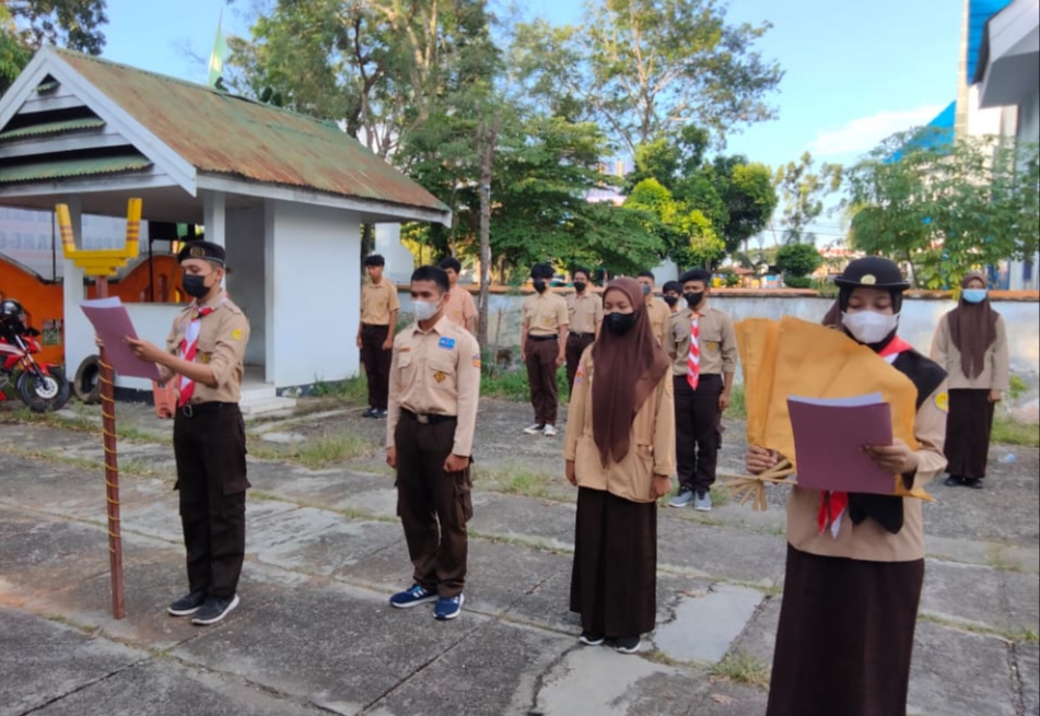 Pramuka Pangkalan Universitas Cokroaminoto Palopo Terima Angota Baru