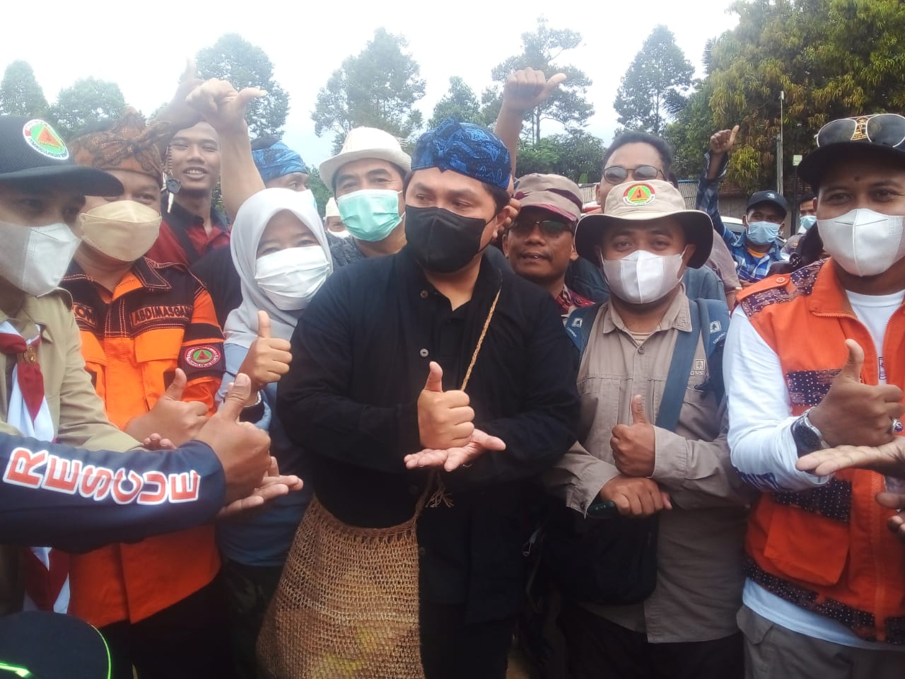 Kwarda Banten Serahkan Bantuan Paket Sembako Kepada Korban Bencana Kebakaran