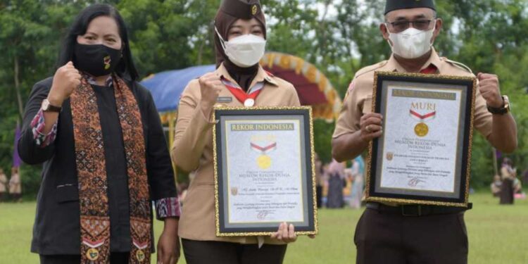 Foto – Jembatan Gantung Pramuka Kwarda Jabar Raih Rekor Muri