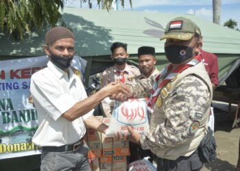 Pramuka Samudera Salurkan Bantuan Paket Sembako Untuk Korban Banjir
