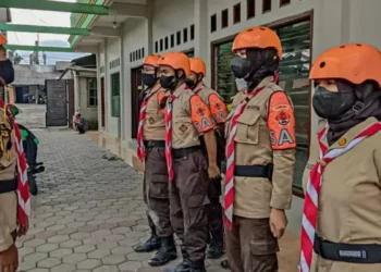 11 Personel Saka Wira Kartika Kota Bogor Bantu Penanganan Dampak Angin Puting Beliung