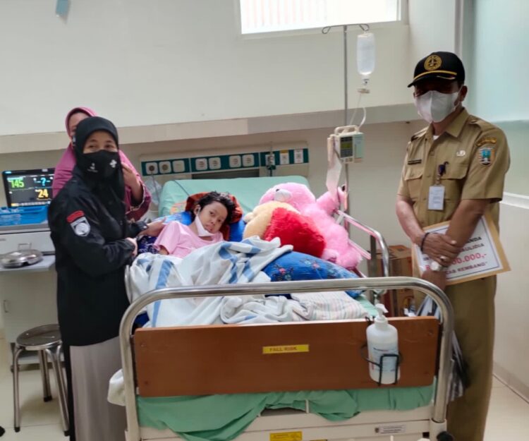 Kunjungi Penderita Tumor Ganas, Ka Kwarcab Rembang: Setitik Bakti Lebih Berarti Daripada Sejuta Kata