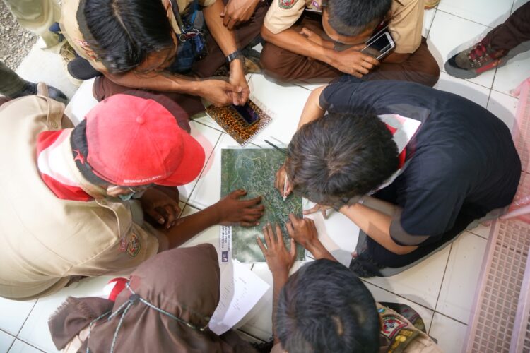 Peserta Pelatihan OpenStreetMap 101 Lakukan Praktik di Megamendung