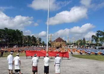 Parade Semaphore 1.000 Pramuka Semarakkan Perayaan HUT Bangli ke-818