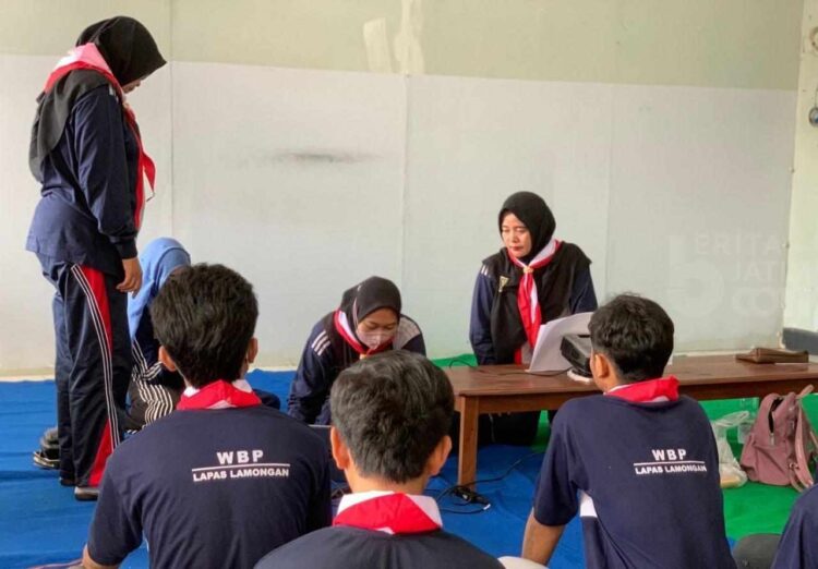 Belasan Napi Lapas Lamongan Dibekali Pendidikan Kepramukaan