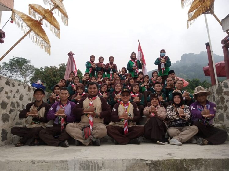 Peseta KMD Rumpin Kwarcab Kabupaten Bogor Praktekan Widya Wisata