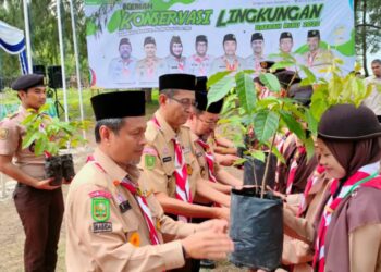 Lestarikan Lingkungan, Kwarda Riau Gelar Kemah Konservasi di Rupat Utara