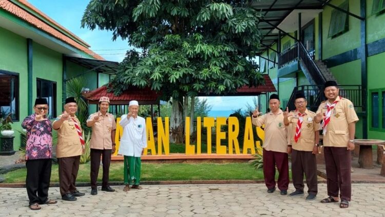 Kunjungi Pesantren Nasyrul Ulum Sumenep, Sako Pramuka Maarif Diminta Jadi Pramuka yang Berbeda