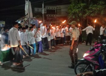 Amankan Pawai Obor Kwarran Leuwiliang Terjunkan Personil