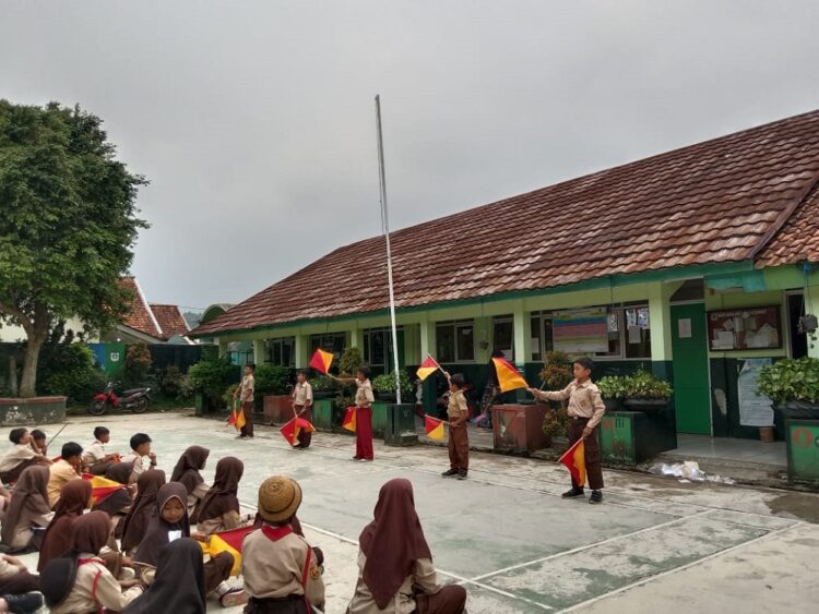 Tingkatkan Kemampuan Pramuka SDN Muara 01 Kwarran Pamijahan Terus Lakukan Latihan