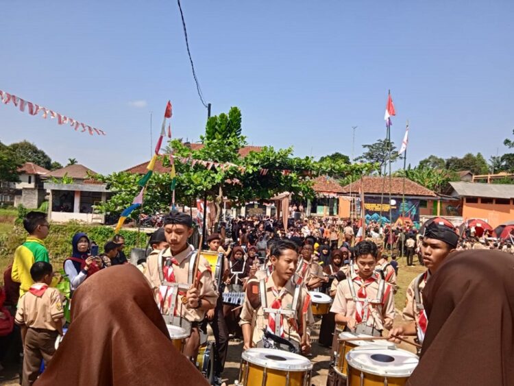 Karnaval Jadi Agenda Kegiatan pada Jamran Cigombong