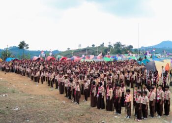 Cuaca Gerimis Tidak Jadi Kendala Peserta Jamran Sukajaya Ikuti Upacara Pembukaan