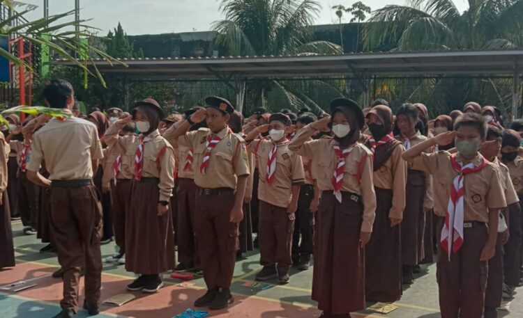 Pramuka Penggalang SDN Semplak 2 Gelar Pemantapan Baris-Berbaris