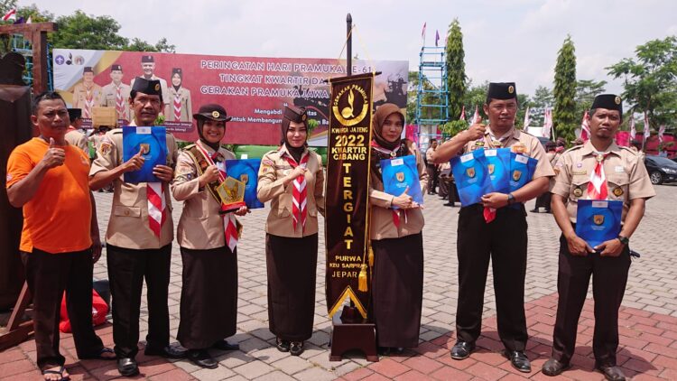 Kwarcab Jepara Raih Penghargaan di Puncak Peringatan Hari Pramuka Ke-61 Tingkat Kwarda Jateng