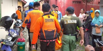 Pramuka Peduli Banyumas Bersama Tim SAR Temukan Korban Tanah Longsor