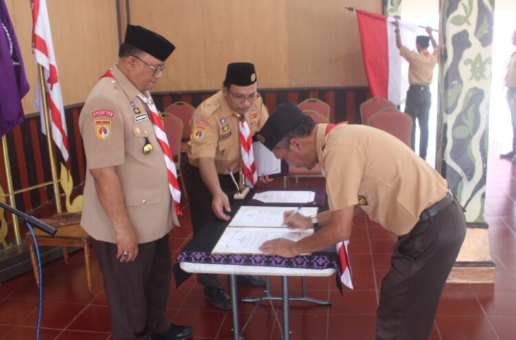 Ketua Kwarcab Banyumas Lantik Pengurus Perpustakaan Kalpavriksha Pustaka