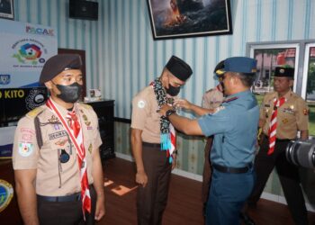 Danlanal Bengkulu Lepas kontingen Saka Bahari Kwarda Bengkulu Ke Peran Saka Nasional