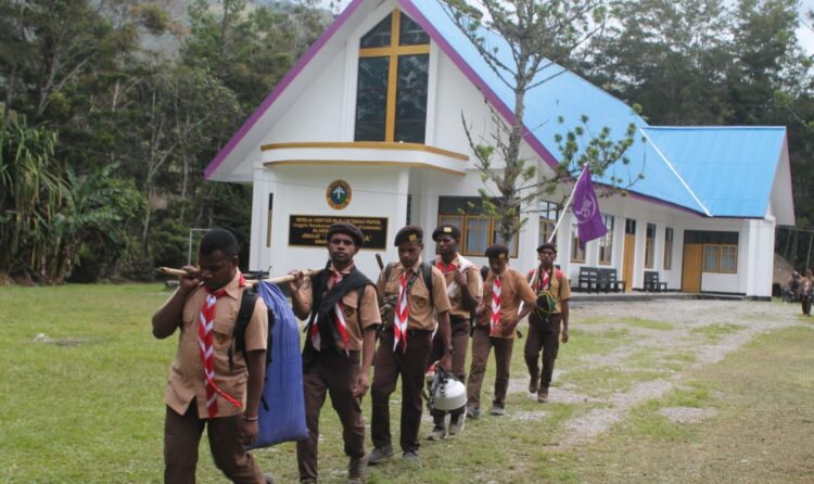 Kwarcab Jayawijaya Selenggarakan Kemah Bakti