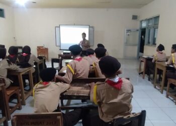 25 Peserta Ikuti Penerimaan Anggota Baru Pramuka SMK Budiniah Citeureup