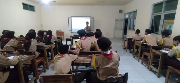 25 Peserta Ikuti Penerimaan Anggota Baru Pramuka SMK Budiniah Citeureup