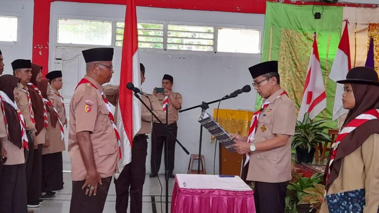 Kakwarcab Tanah Datar Lantik Kamabiran Lima Kaum