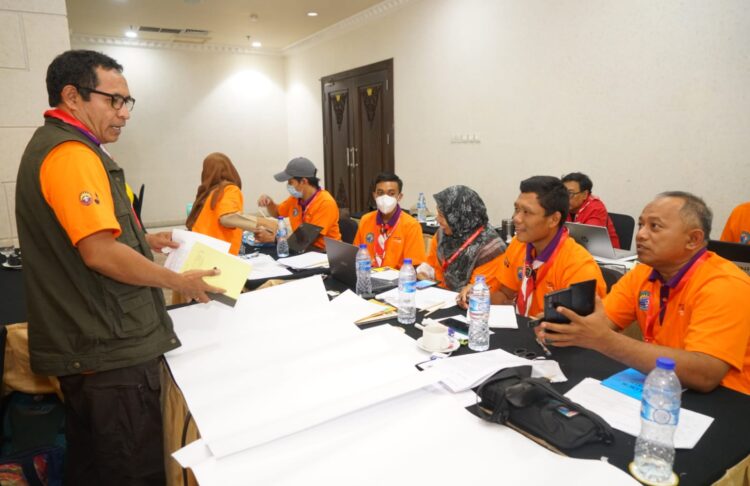 Suasana Diskusi Pendalaman Safe From Harm Bagi Anggota Gerakan Pramuka