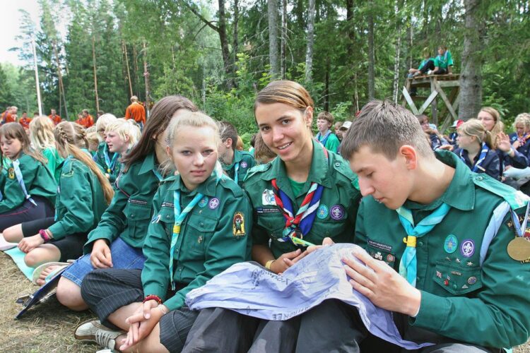 Riset Terbaru: Kepramukaan Meningkatkan Kebahagiaan, Memberi Dasar Kuat untuk Masa Depan Remaja