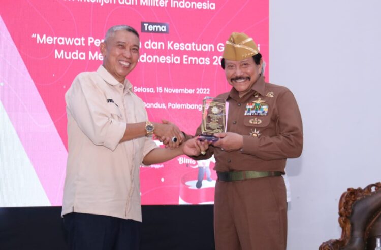 Kak Hendropriyono Pesan Rawat Persatuan dan Kesatuan Generasi Muda Menuju Indonesia Emas 2045