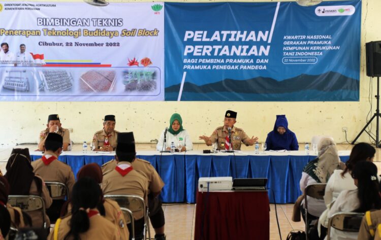 Pramuka Diajarkan Penerapan Teknologi Budidaya Soil Blok