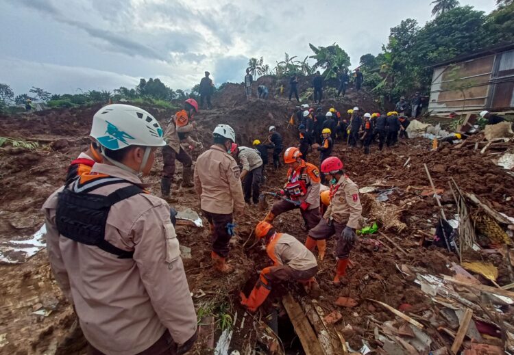 Pramuka Peduli Turut Berjibaku Bantu Korban Bencana Gempa Bumi di Cianjur