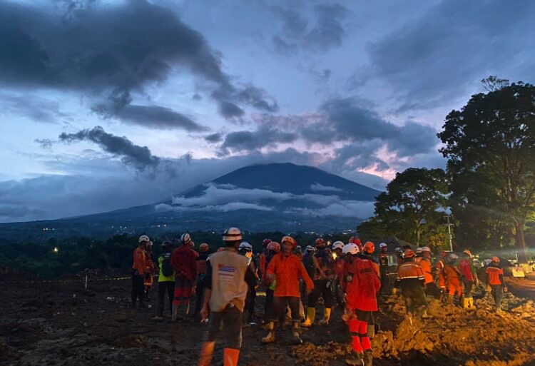 Relawan Pramuka Peduli Kwarcab Kota Bekasi Lakukan Operasi SAR