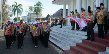 Lepas Peserta Napak Tilas KBN 2022, Ini Pesan Waka Kwarnas/Kakom Bela Negara