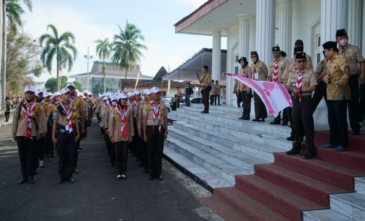 Lepas Peserta Napak Tilas KBN 2022, Ini Pesan Waka Kwarnas/Kakom Bela Negara