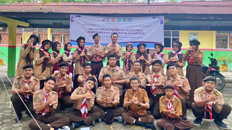 Bangkit Pasca Pandemi, Pangkalan SMA 4 Pekanbaru Resmi Melantik Pramuka Penegak Bantara