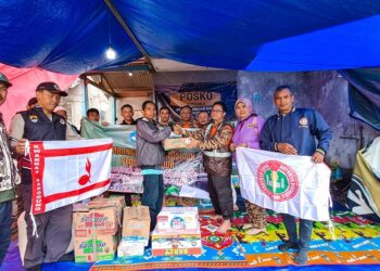 Kwarran Nanggung Bersama Unsur Pendidikan Kompak Adakan Baksos Ke Cianjur