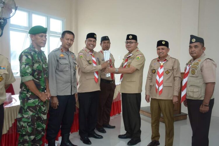 Hadiri Musran Kwarran Samudera, Kwarcab Aceh Utara Bagikan Kalender 2023