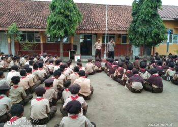 Tanggapi Isu Penculikan Anak, Gugusdepan SDN Baturuyuk I Gandeng Kepolisian untuk Pembinaan
