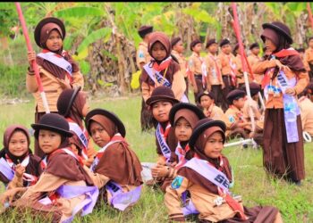 Pramuka MI At Taufiqiyah Kembali Gelar Latihan Pasca Liburan Semester