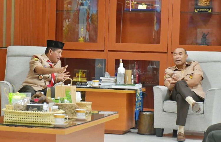 Menggunakan Seragam Pramuka Memberi Pesan Filosofis Tentang Kedisiplinan dan Inovasi Yang Menjadi Spirit dari Gerakan Pramuka