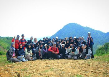 Pramuka SMK Bhakti Kencana Citeureup Manfaatkan Akhir Pekan Dengan Tempuh SKK