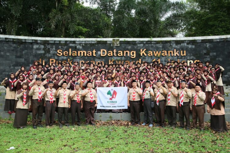 Sako Pramuka SIT Banjarnegara Ikuti Kemah Ukhwah Nasional V di Cibubur