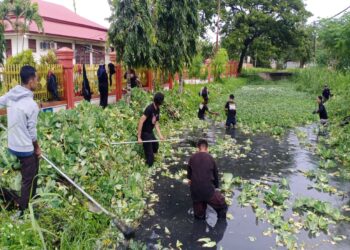 Ratusan Pramuka Merauke Lakukan Aksi Pembersihan Drainase