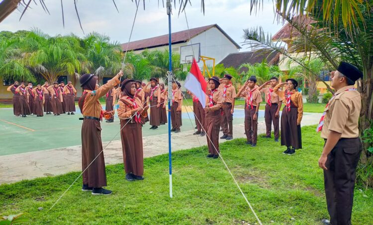 Pramuka Penggalang se-Ranting Banyuwangi, Berlatih Menjadi Penunjuk Jalan