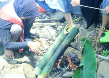 Akhir Pekan Pramuka SMK Bhakti Kencana Citeureup Adakan Masak Rimba