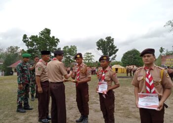 Ka Kwarda Riau Tutup Perjusami Pramuka Penegak Saka Wira Kartika Korem 031/Wira Bima