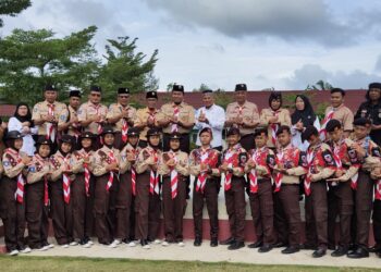 Lepas Kontingen LT-IV, Kak Sutiyoso : Tetap Semangat Tunjukan Kemampuan di LT-IV Kwarda Kepri Tahun 2023