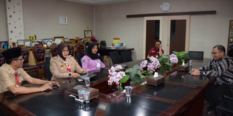 Unilak Sediakan Beasiswa untuk Pramuka Berprestasi